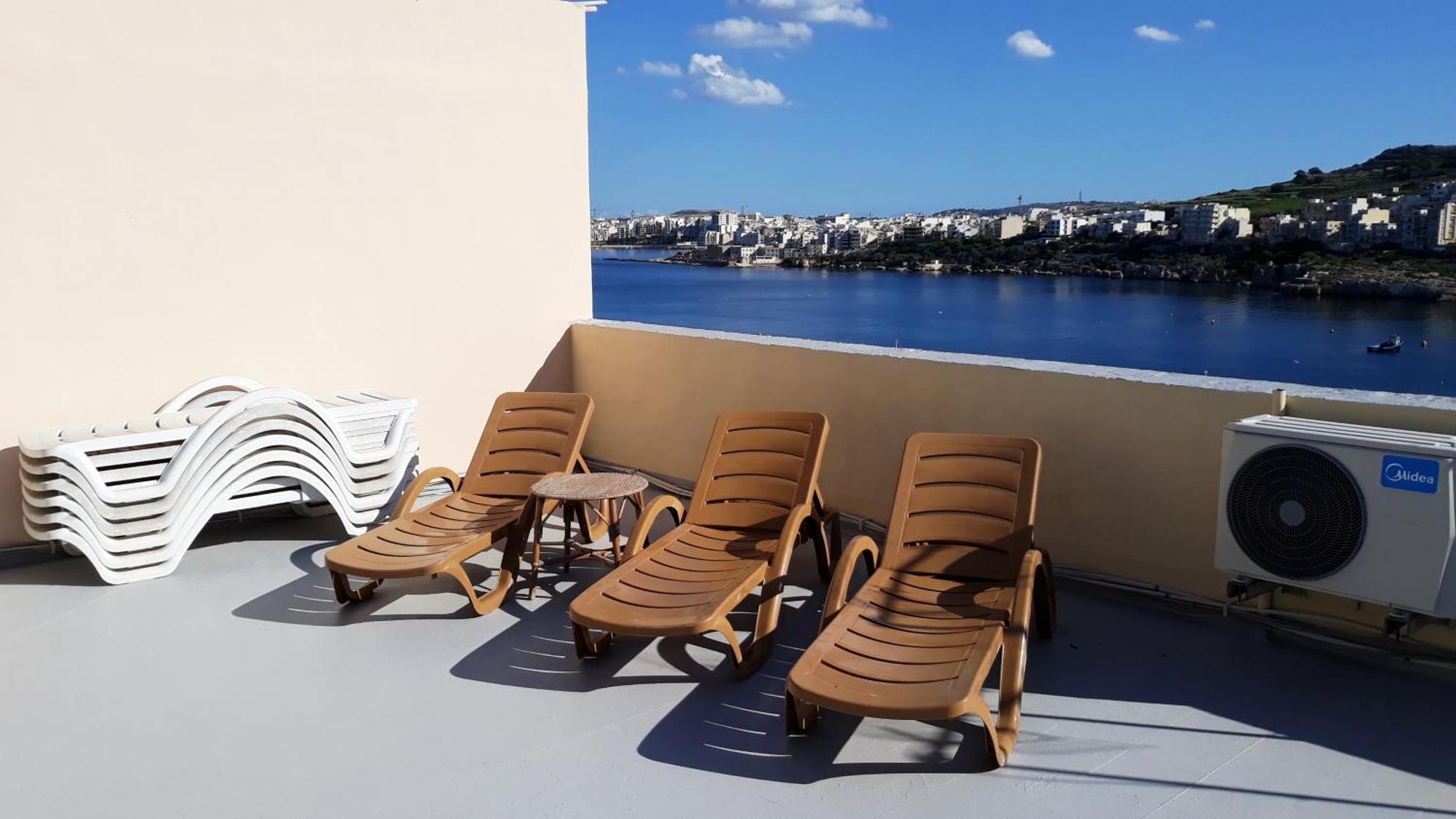Bayview 2 Bedroom Seaview Apartment With Large Terrace With Panoramic Views - By Getawaysmalta St. Paul's Bay Bagian luar foto