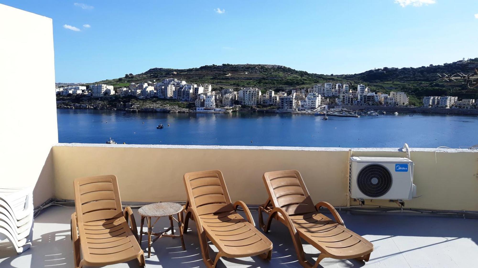 Bayview 2 Bedroom Seaview Apartment With Large Terrace With Panoramic Views - By Getawaysmalta St. Paul's Bay Bagian luar foto