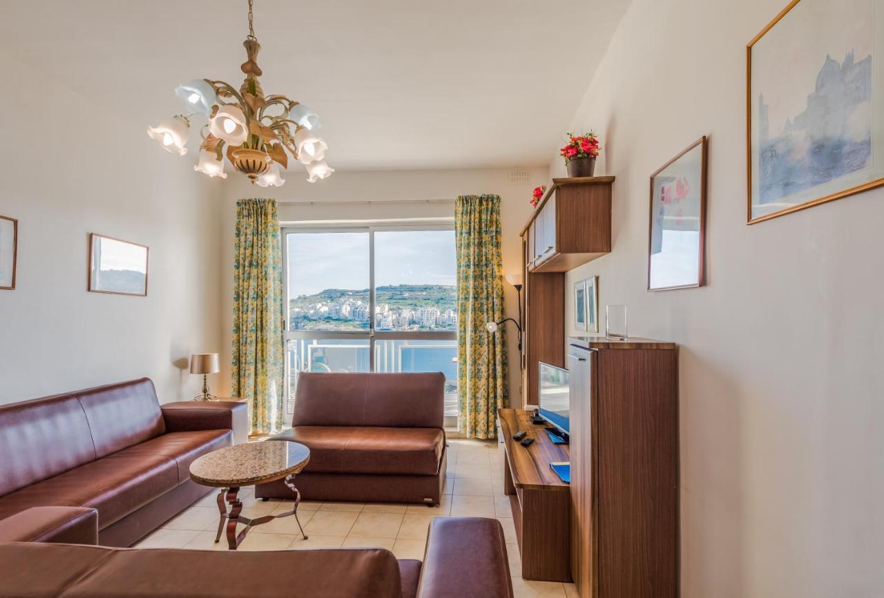 Bayview 2 Bedroom Seaview Apartment With Large Terrace With Panoramic Views - By Getawaysmalta St. Paul's Bay Bagian luar foto