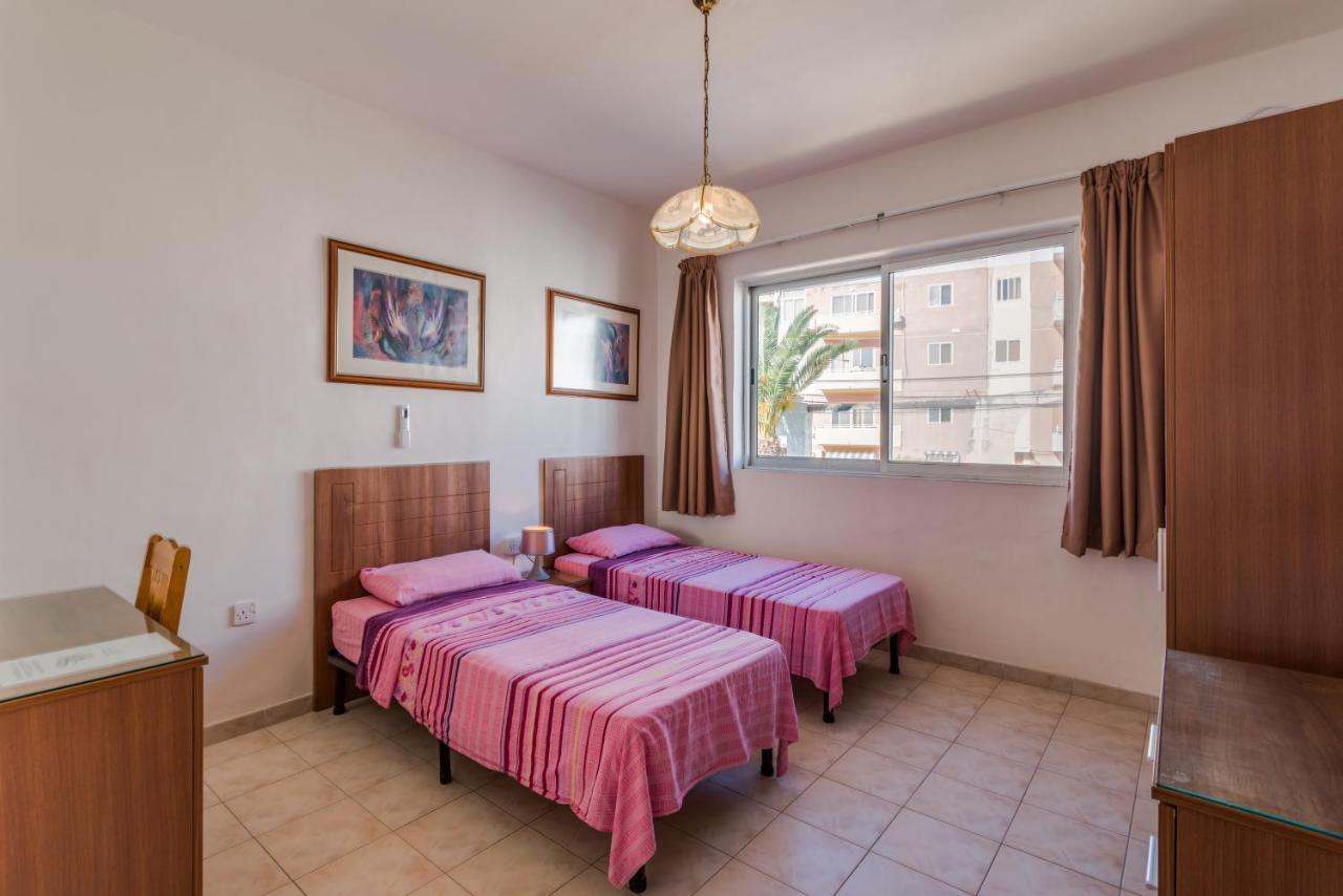 Bayview 2 Bedroom Seaview Apartment With Large Terrace With Panoramic Views - By Getawaysmalta St. Paul's Bay Bagian luar foto