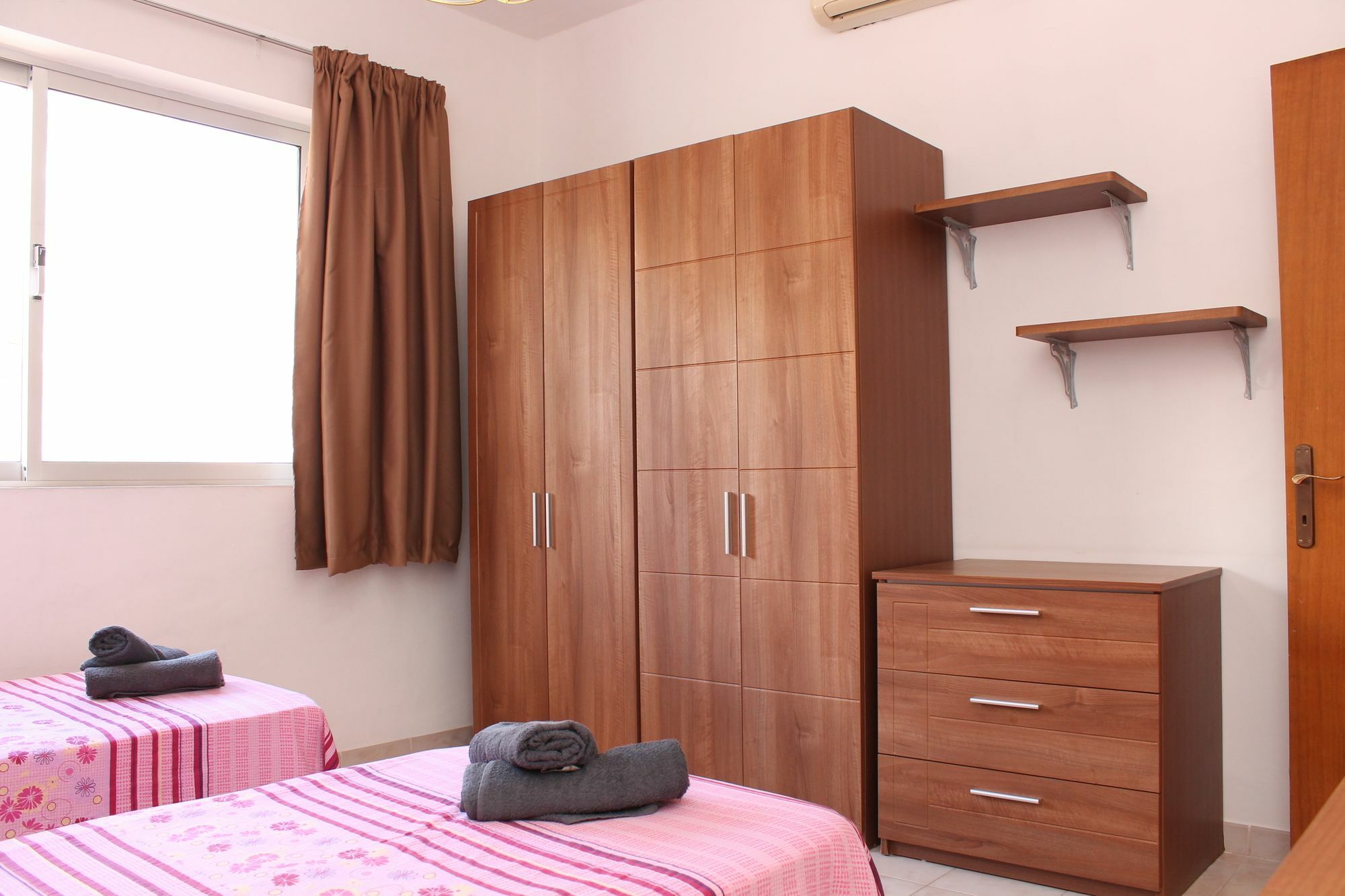 Bayview 2 Bedroom Seaview Apartment With Large Terrace With Panoramic Views - By Getawaysmalta St. Paul's Bay Bagian luar foto