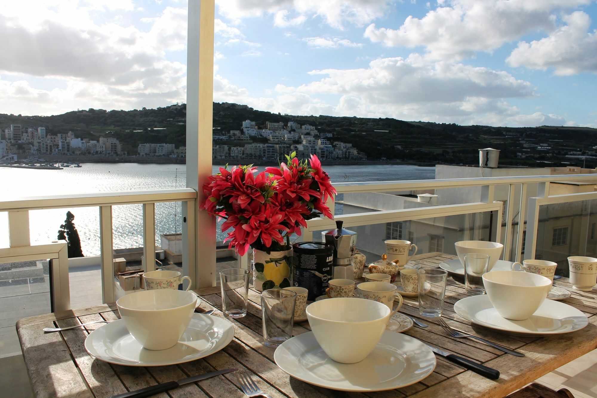 Bayview 2 Bedroom Seaview Apartment With Large Terrace With Panoramic Views - By Getawaysmalta St. Paul's Bay Bagian luar foto