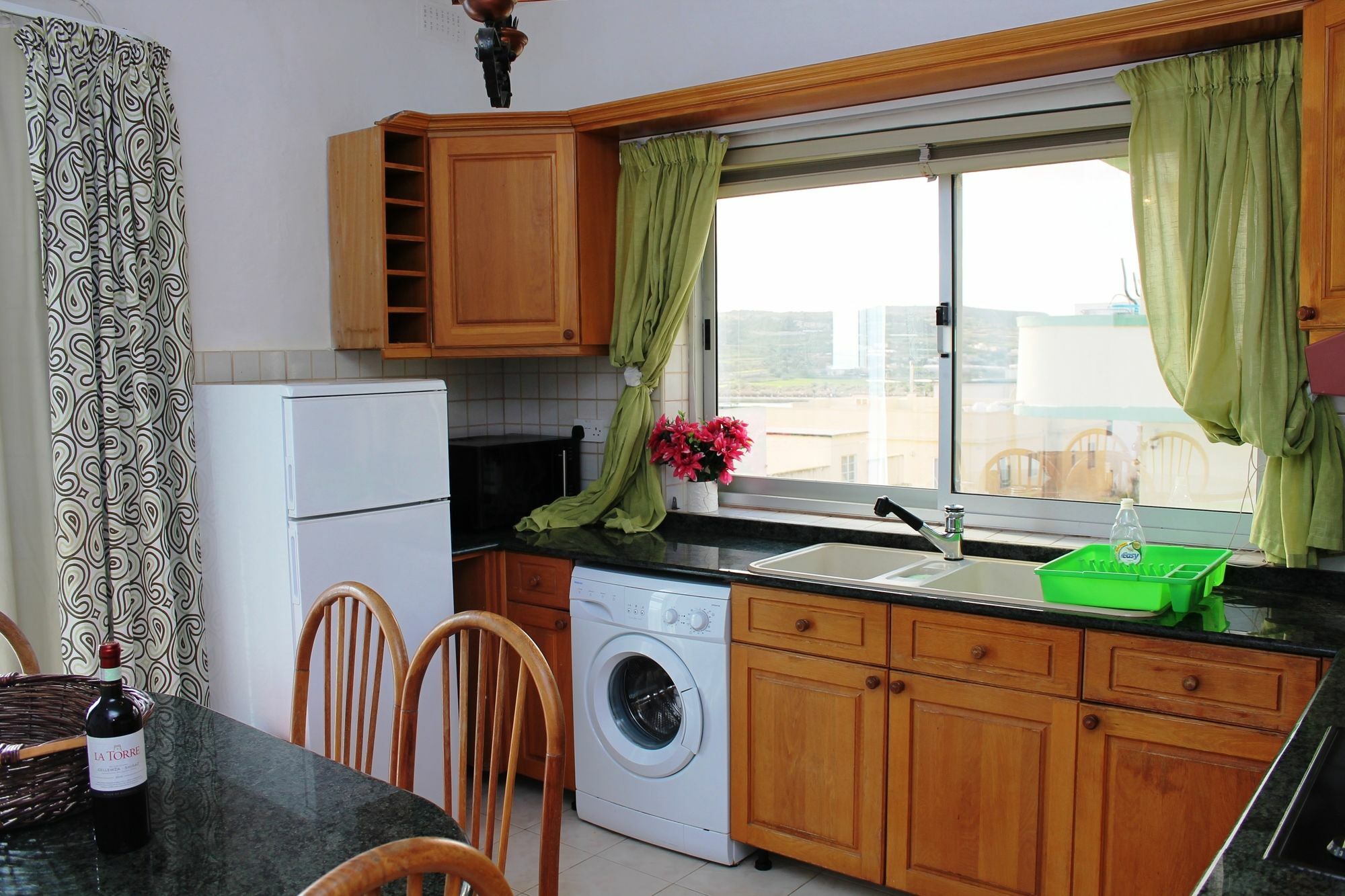 Bayview 2 Bedroom Seaview Apartment With Large Terrace With Panoramic Views - By Getawaysmalta St. Paul's Bay Bagian luar foto